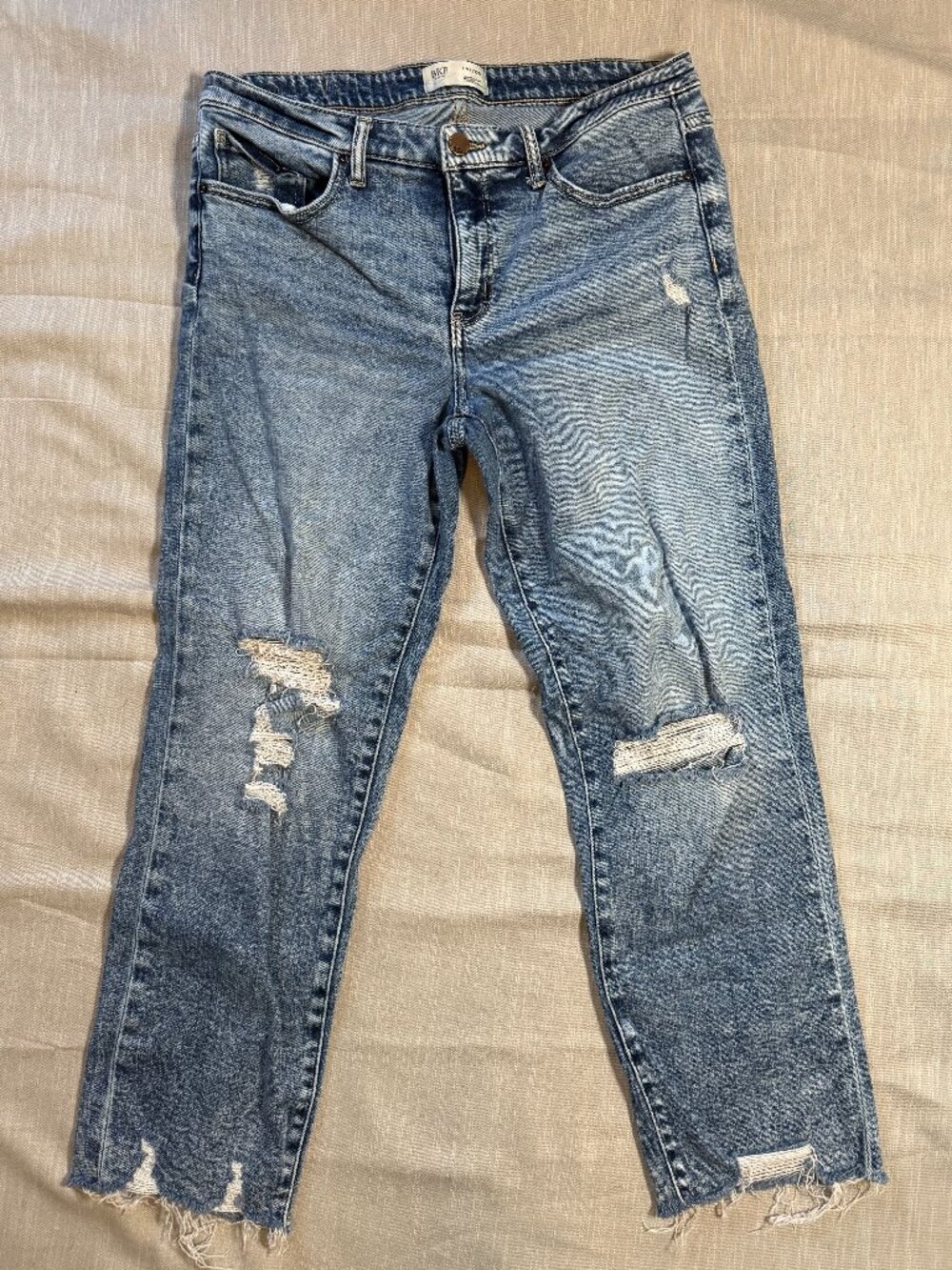 Buckle BKE Payton Mid Rise Cropped Straight Distressed Raw Hem Jeans 32 x28 PLUS